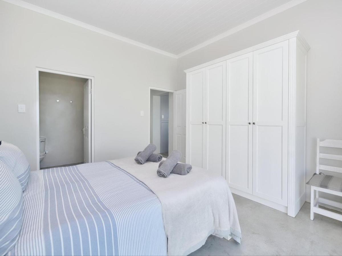 Ferienwohnung 29 On Poole Street Agulhas Exterior foto