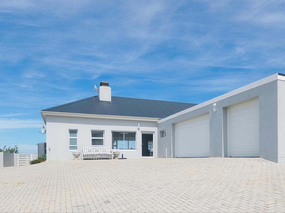 Ferienwohnung 29 On Poole Street Agulhas Exterior foto