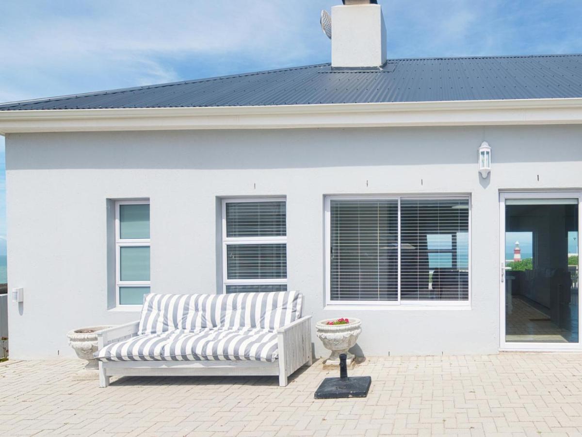 Ferienwohnung 29 On Poole Street Agulhas Exterior foto